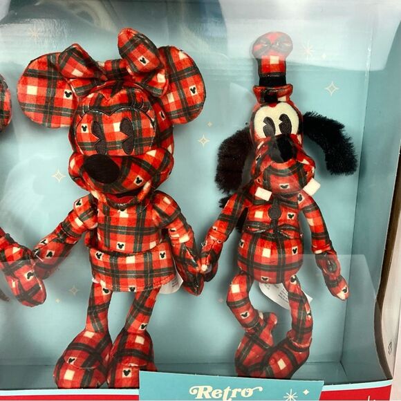 Disney Retro Plaid Fleece Plush Collector Set of 5 Fab 5 Mickey Mouse New - Picture 6 of 12